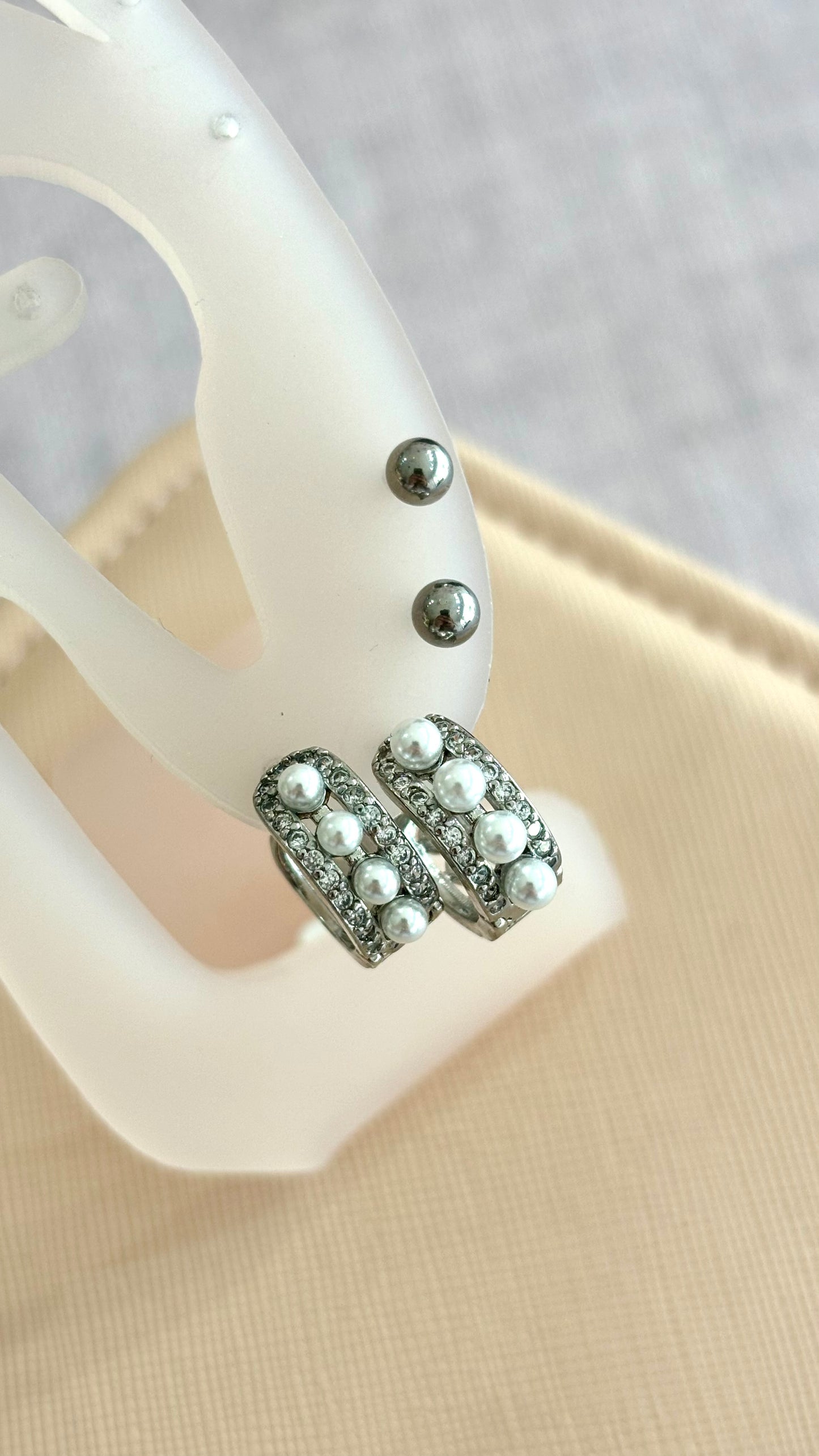 Arracadas de brillos con perlas