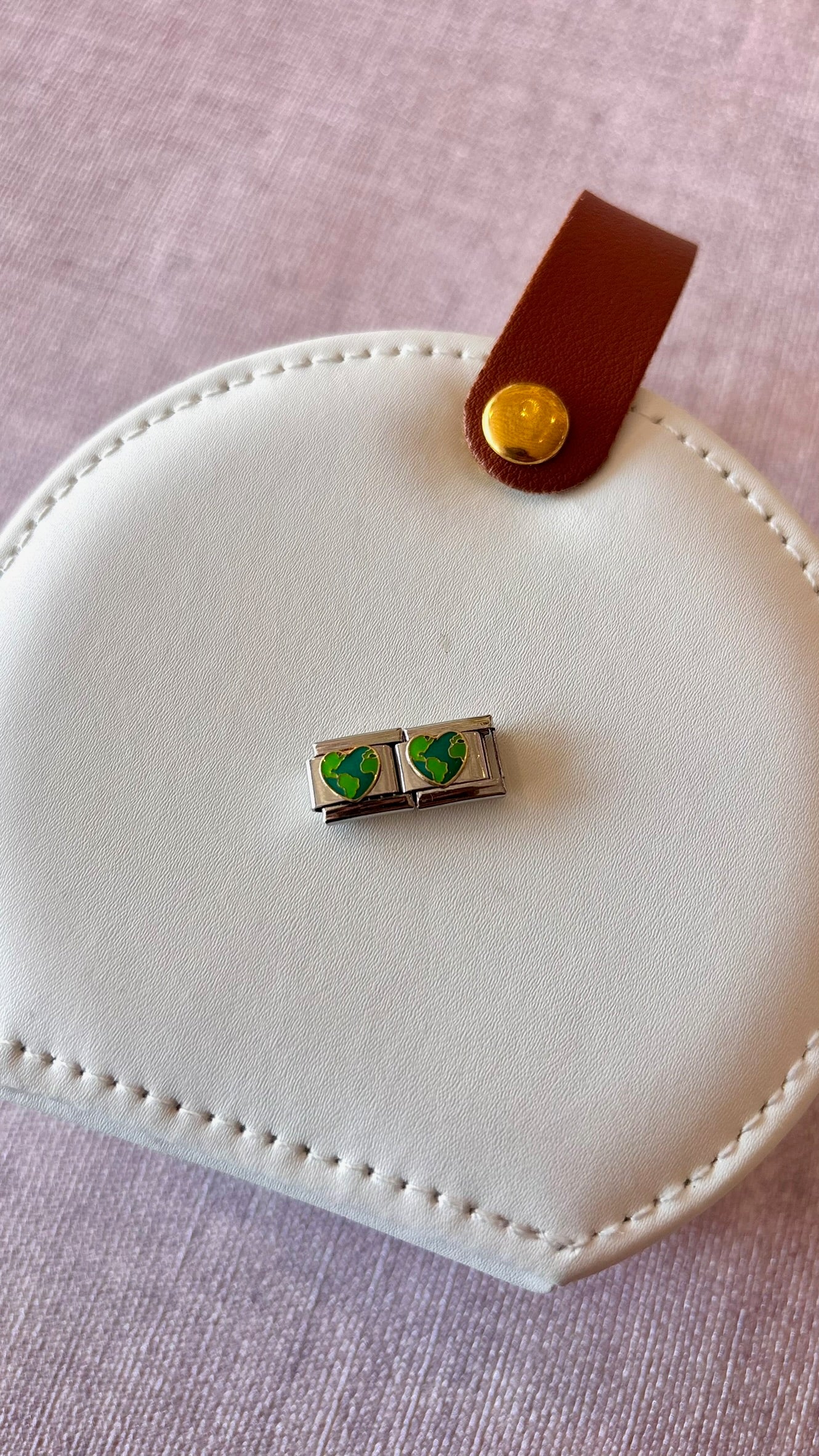 Charm corazón planeta tierra