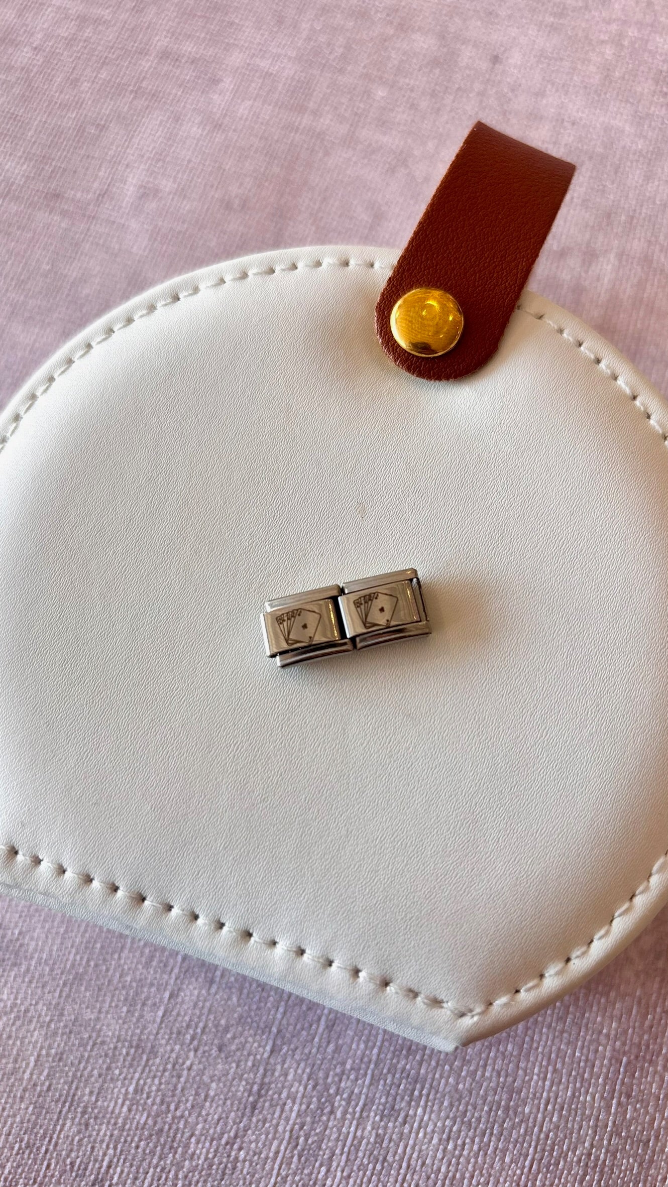 Charm de cartas de poker