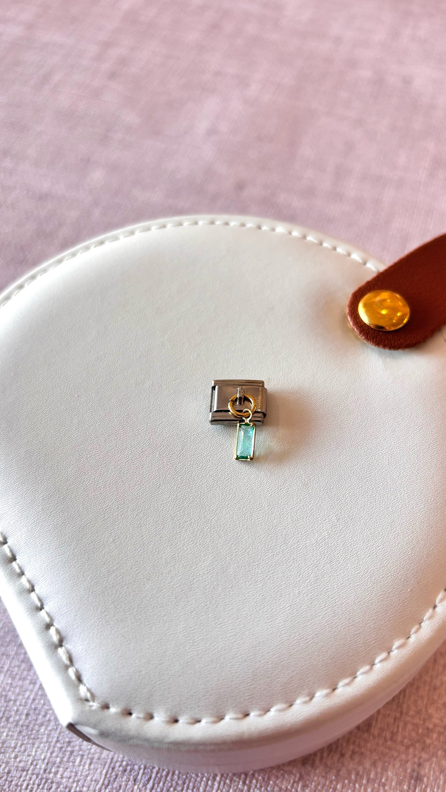 Charm colgante piedra azul