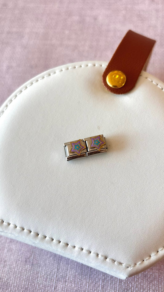 Charm estrella lila