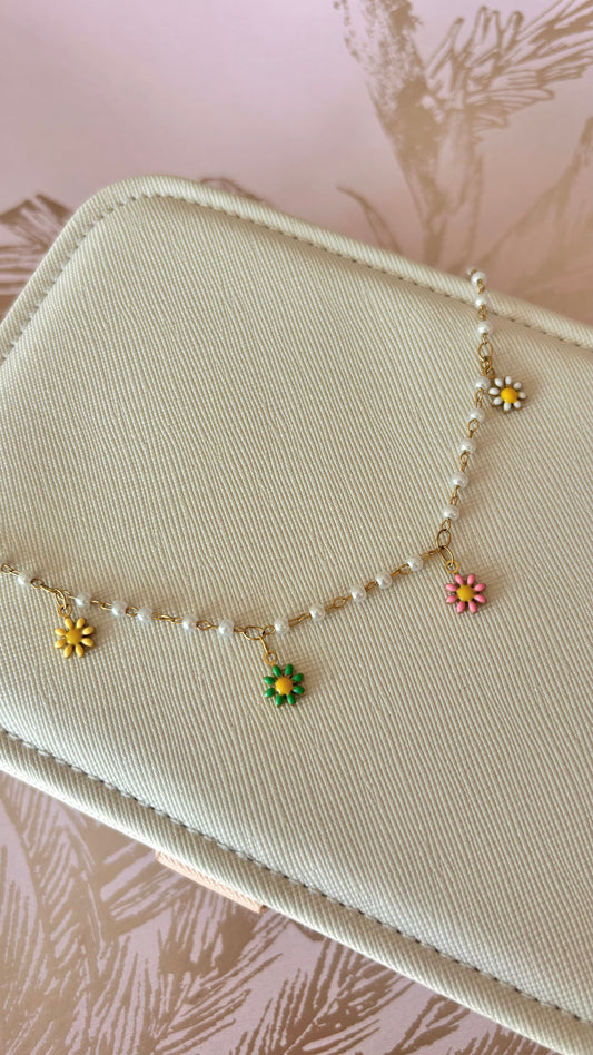 Chocker flores con perlas