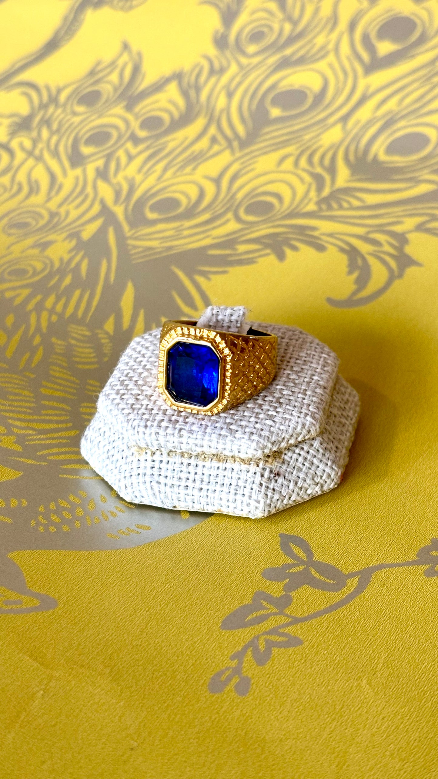 Anillo piedra azul